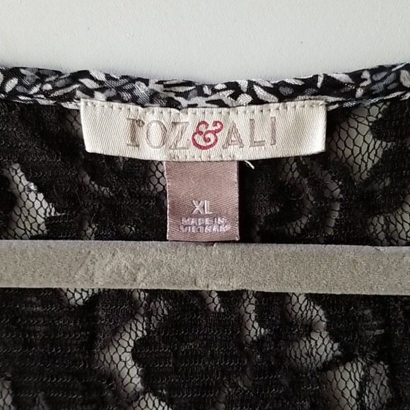 Top - Picture 2 of 5